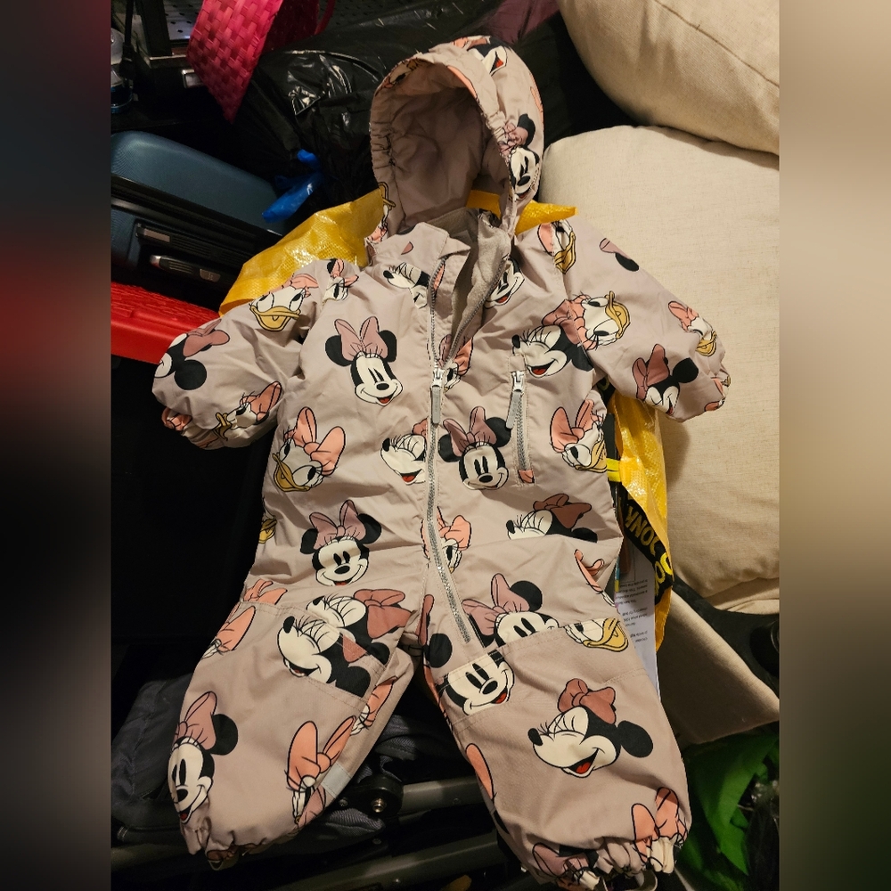 H&M Minnie Mouse Puffer Coat Fleece lined and water resistant